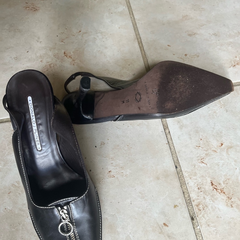 Donald J. Pliner Black Heels Sleek Design